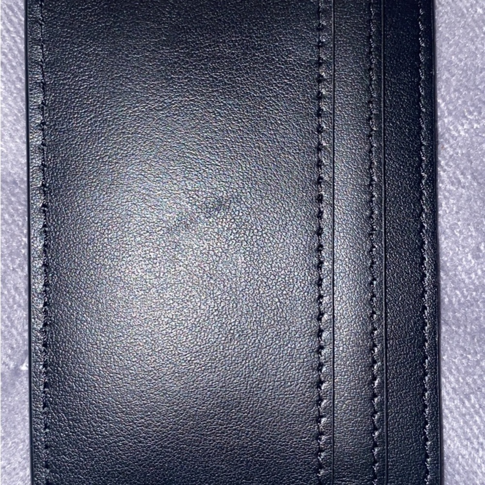 Moshing Cardholder - Picture 3 of 3